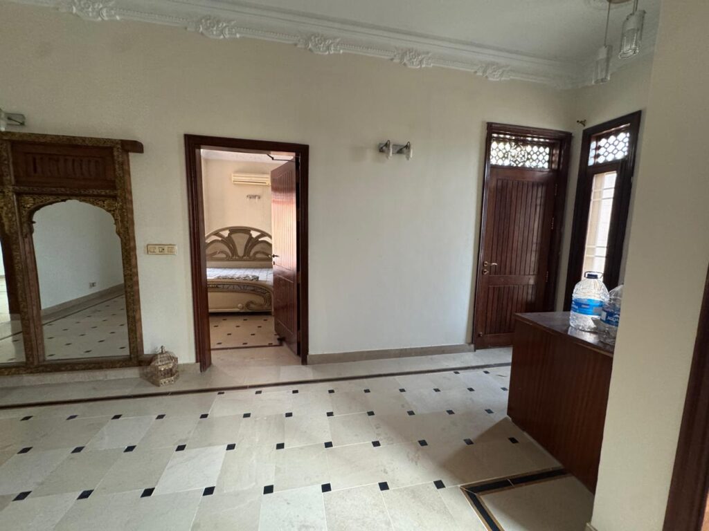 Luxury 750 Sq Yards House For Sale In Malir Cantt Karachi